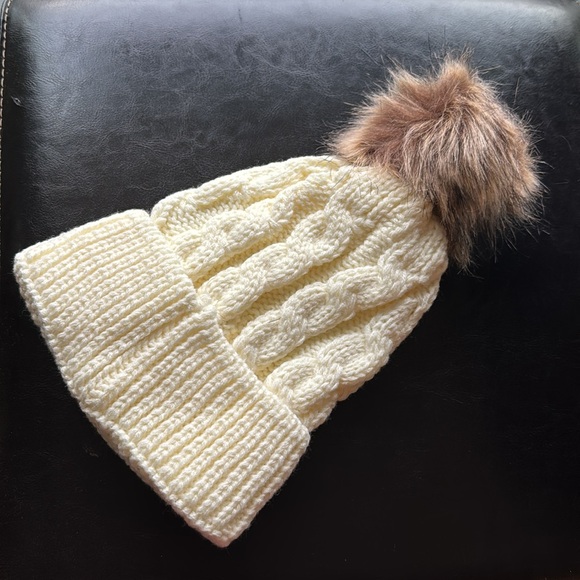 Pompom Beanie - Picture 2 of 3